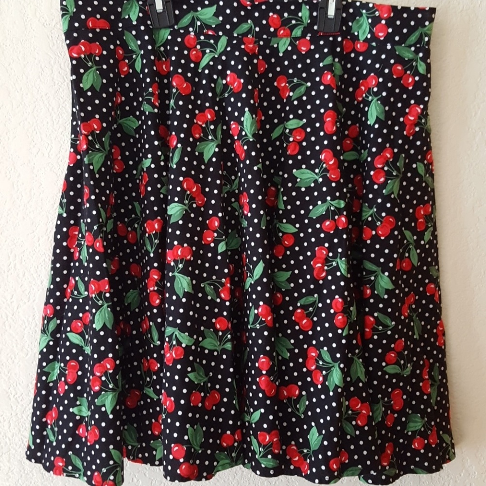 PLUS SIZE! CHERRY CIRCLE SKIRT! PINUP!